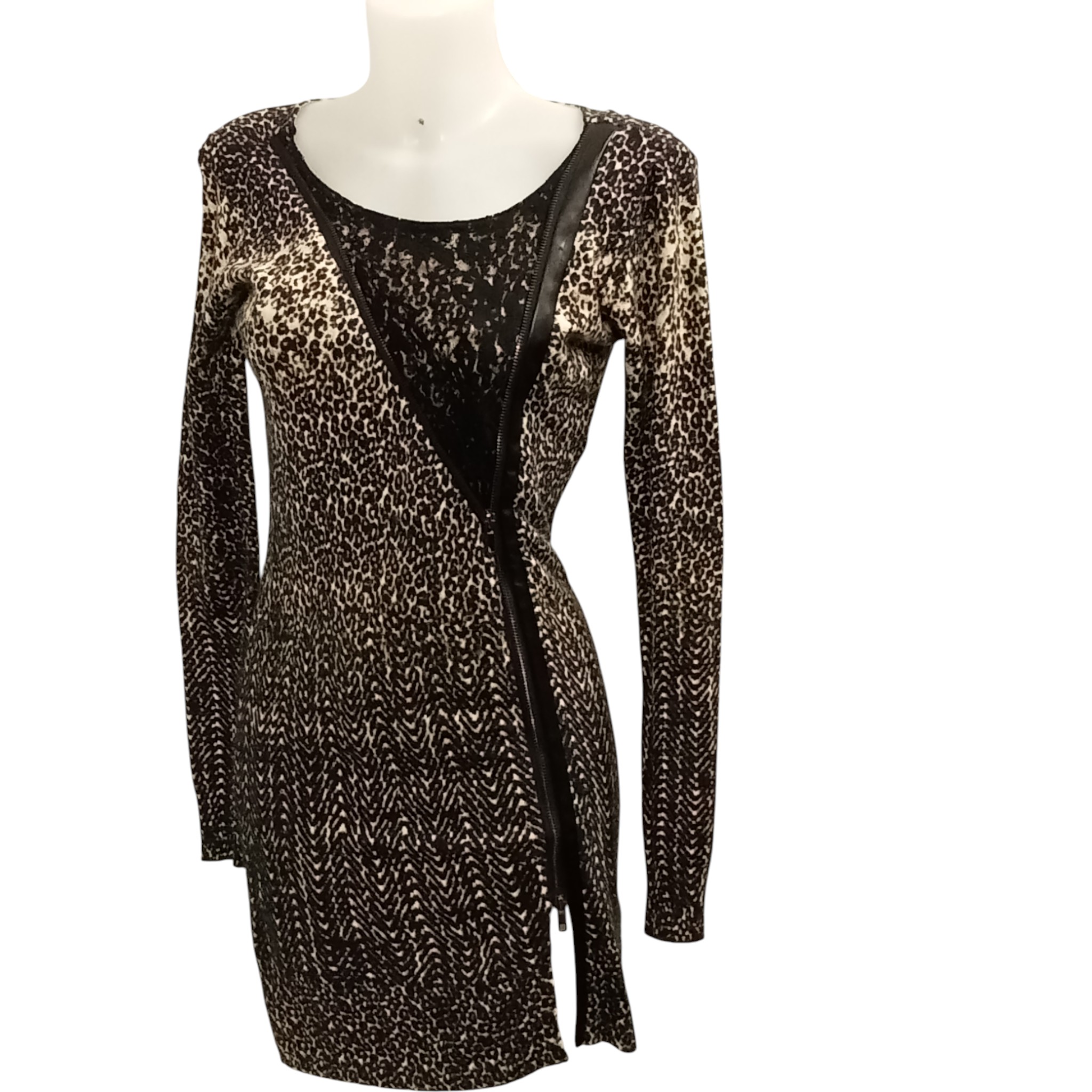 Robe de soirée, robe BEAUTY WOMEN, manches longues, dentelle, zip asymétrique