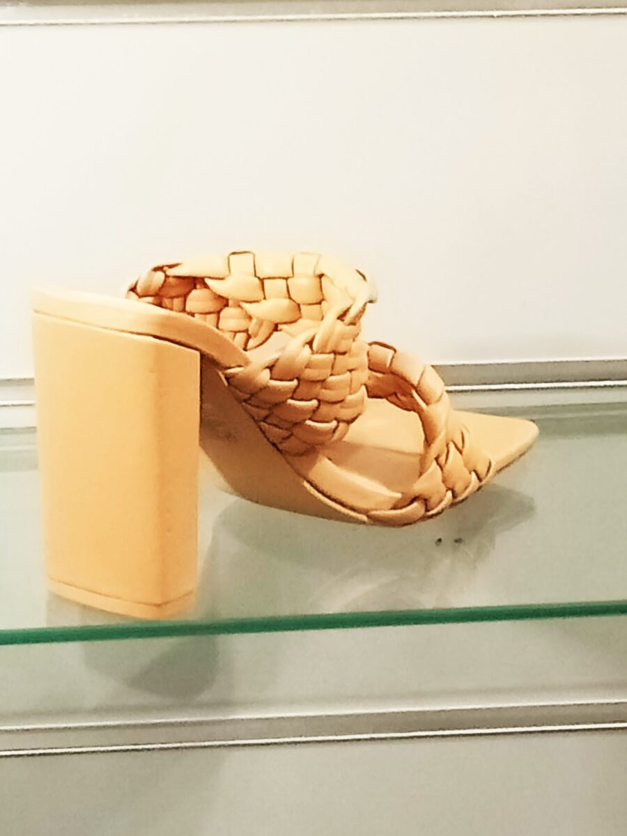 Chaussures Femme, mules Femme, talon haut, lanière tressée