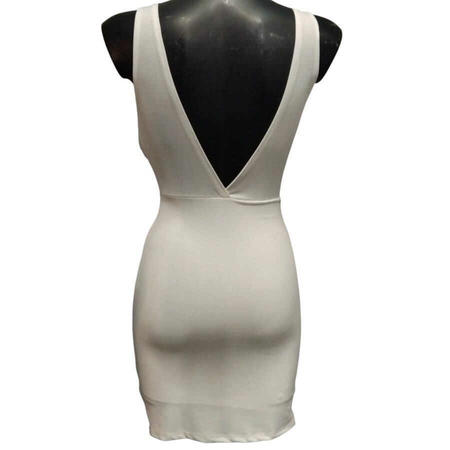 Robe de soirée, robe courte, sexy, décolleté plongeant, bijoux aux bretelles, blanc