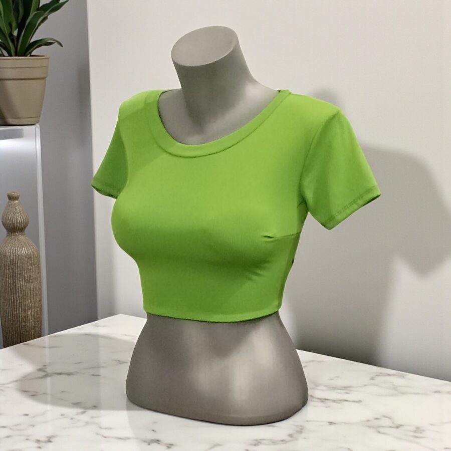 Crop top moulant, dos nu avec lacets, poitrine rembourrée