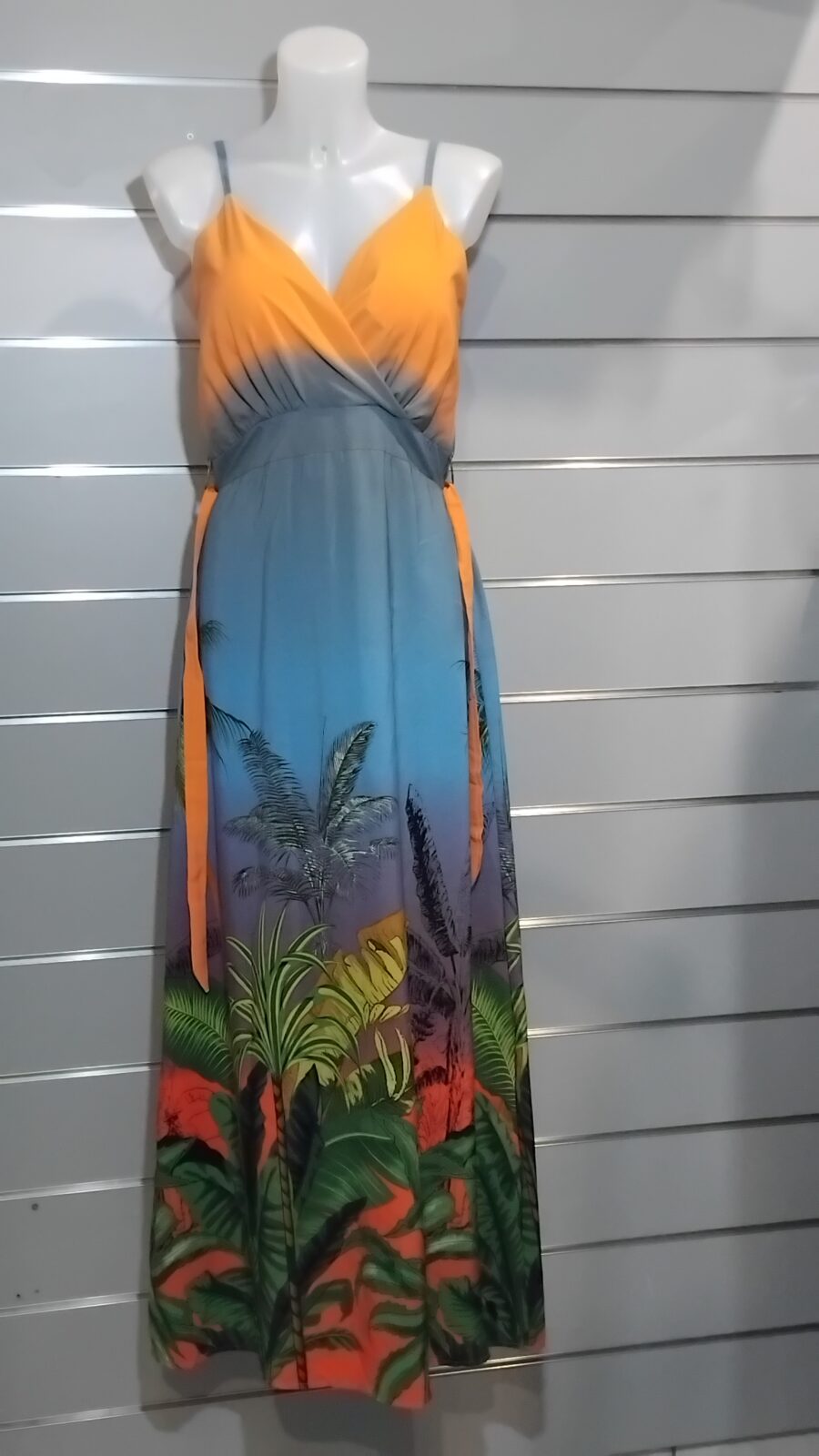 Robe longue, imprimée tropicale, poitrine rembourrée