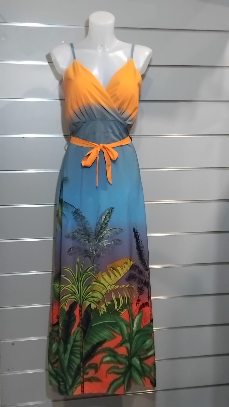 Robe longue, imprimée tropicale, poitrine rembourrée