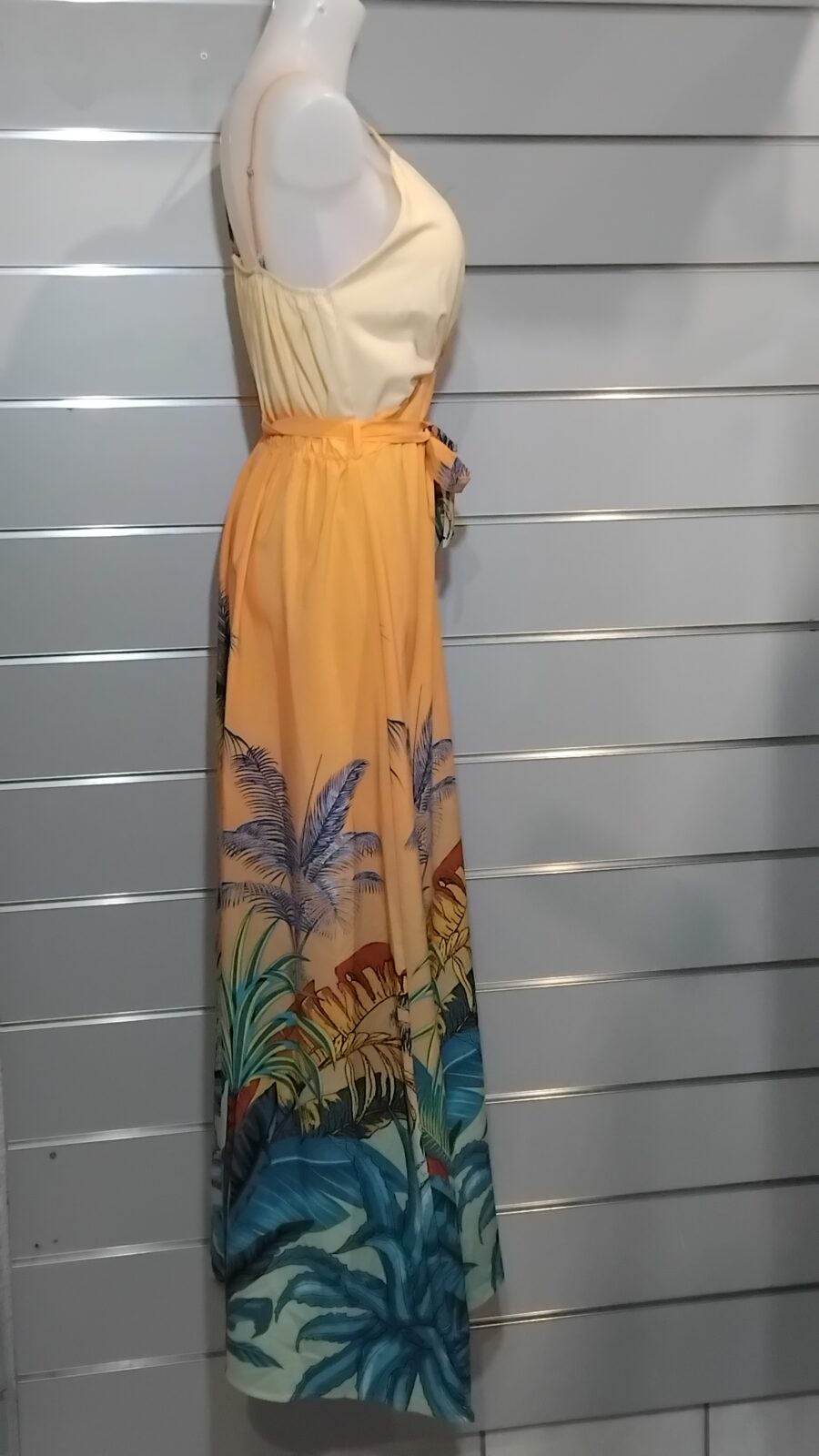 Robe longue, imprimée tropicale, poitrine rembourrée