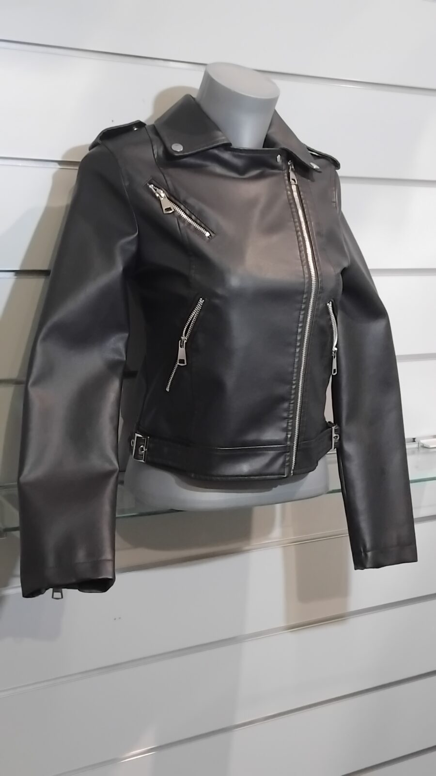 Veste femme, perfecto en cuir synthétique, col à revers, poche poitrine, fermeture à zip