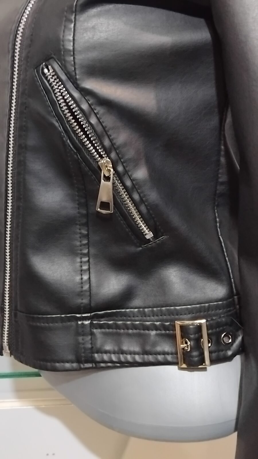 Veste femme, perfecto en cuir synthétique, col à revers, poche poitrine, fermeture à zip