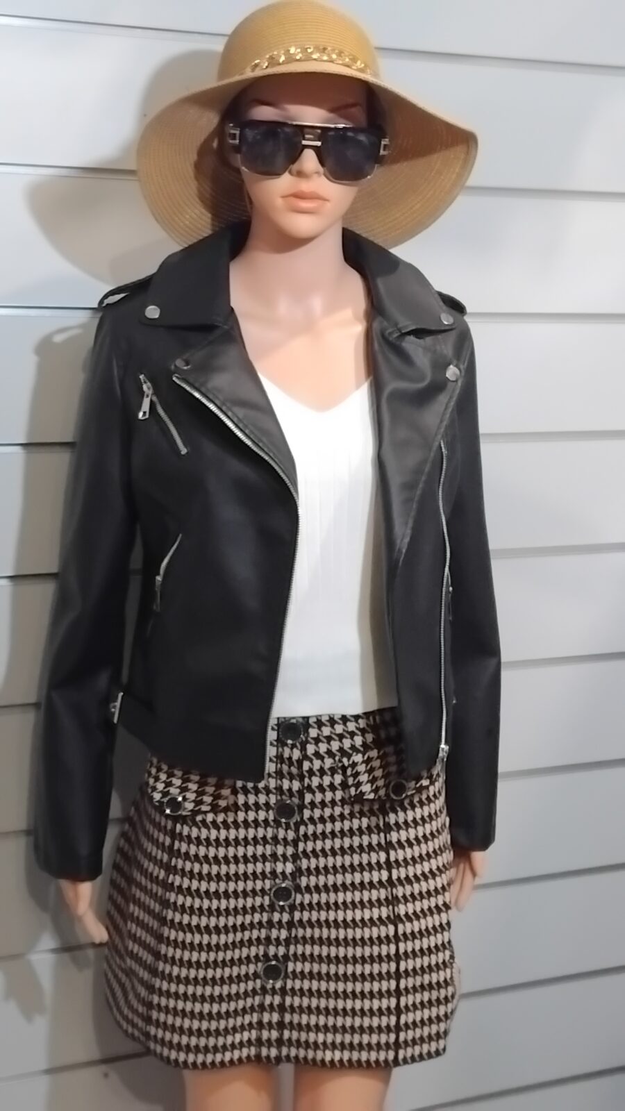 Veste femme, perfecto en cuir synthétique, col à revers, poche poitrine, fermeture à zip