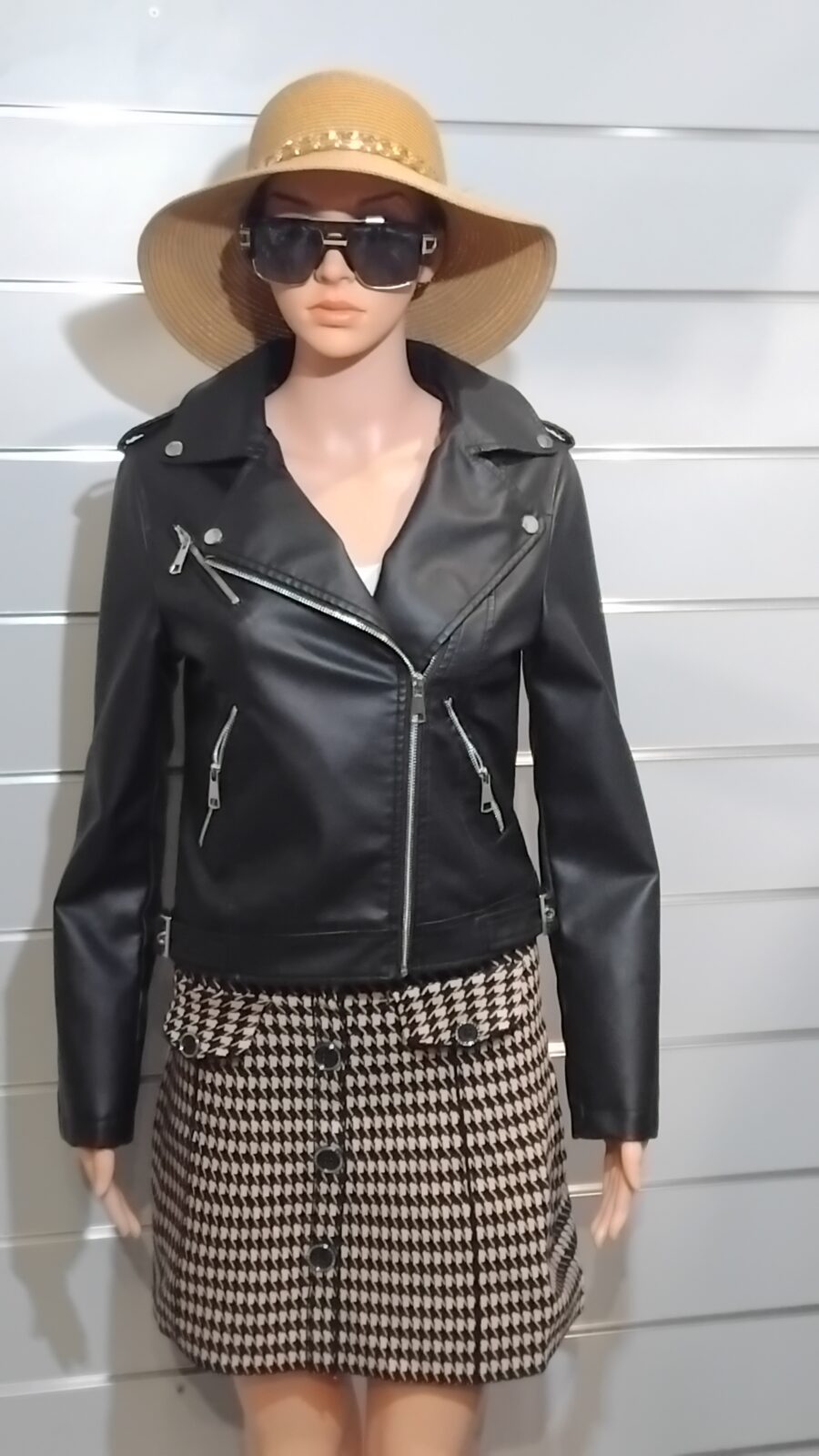 Veste femme, perfecto en cuir synthétique, col à revers, poche poitrine, fermeture à zip