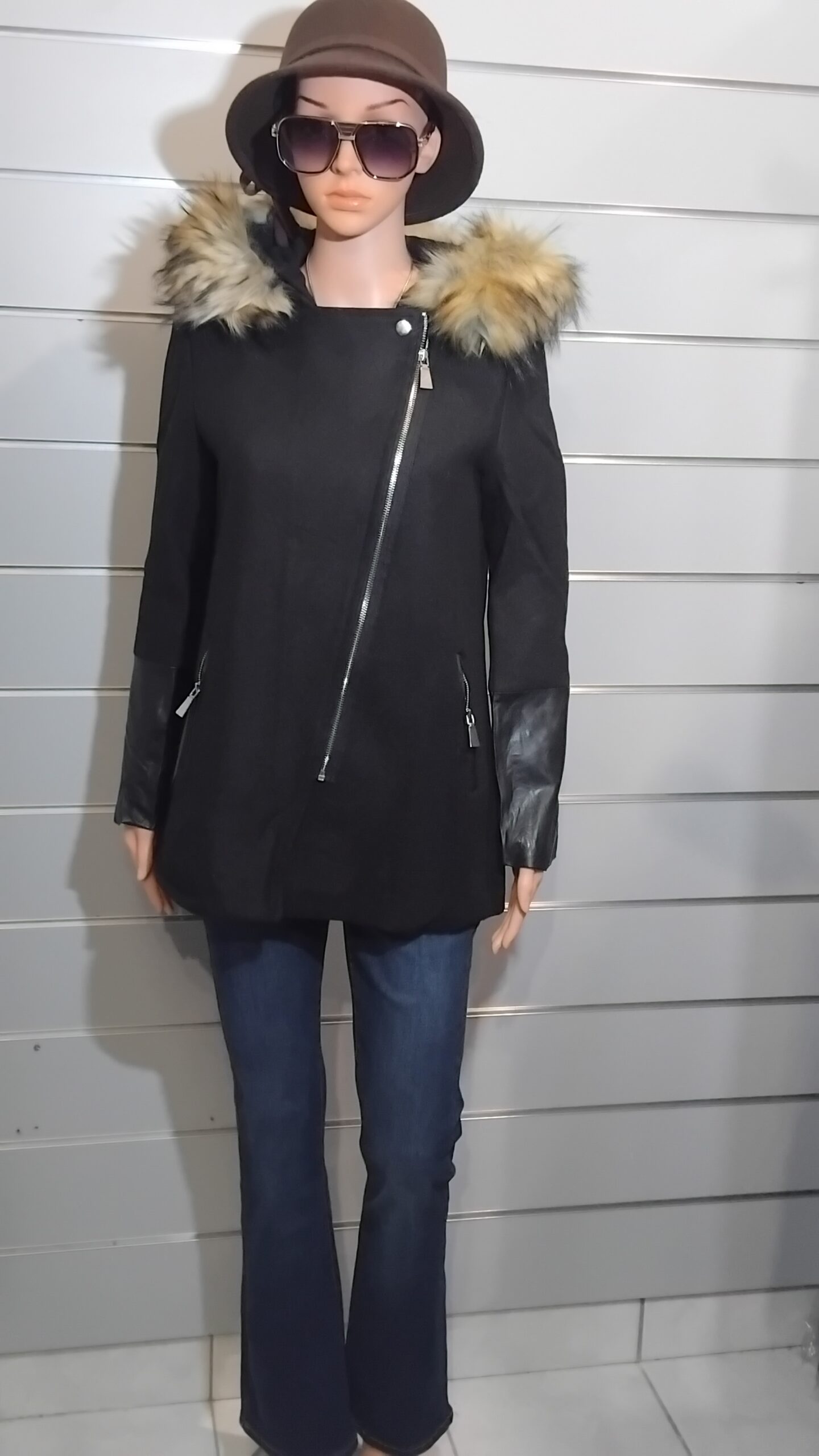 Parka pour Femme, Parka semi similicuir, Fermeture asymétrique, Capuche avec fourrure synthétique