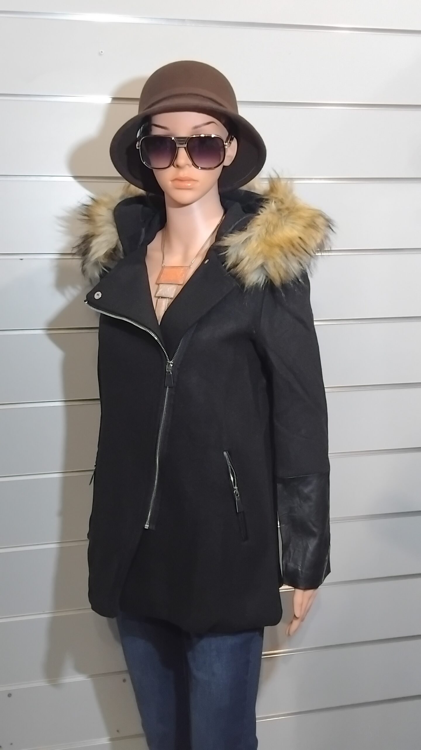 Parka pour Femme, Parka semi similicuir, Fermeture asymétrique, Capuche avec fourrure synthétique