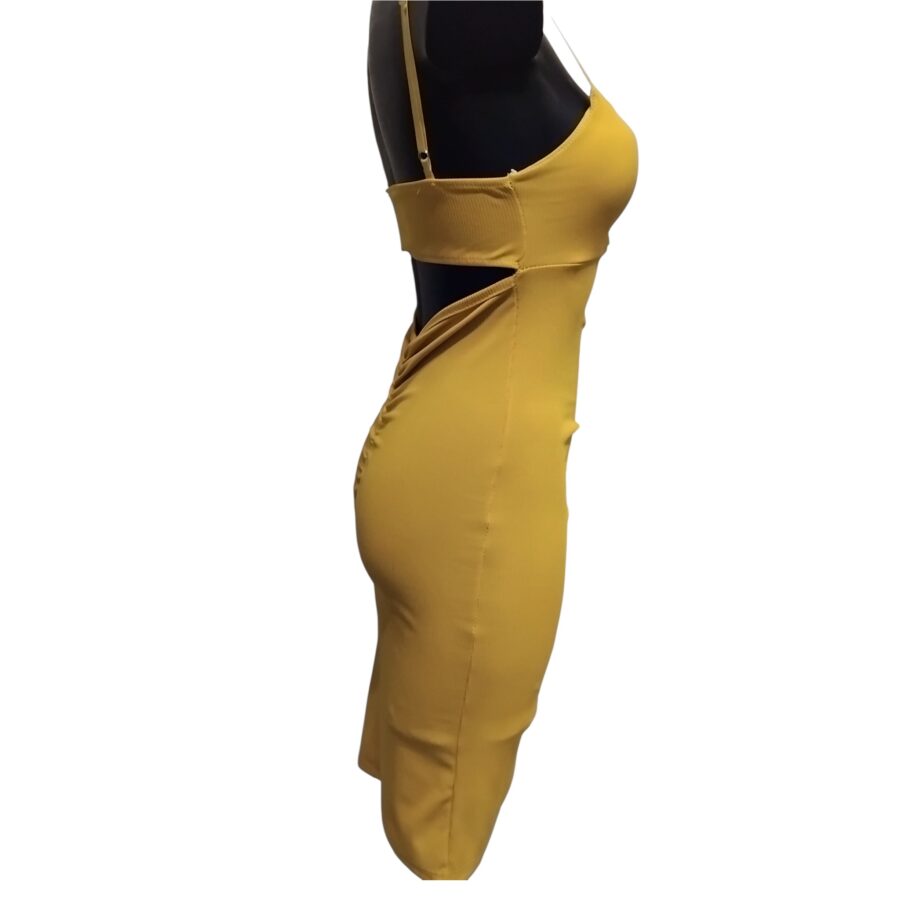 Robe de soirée, robe courte, robe sexy, bijou poitrine, poitrine rembourrée, jaune moutarde